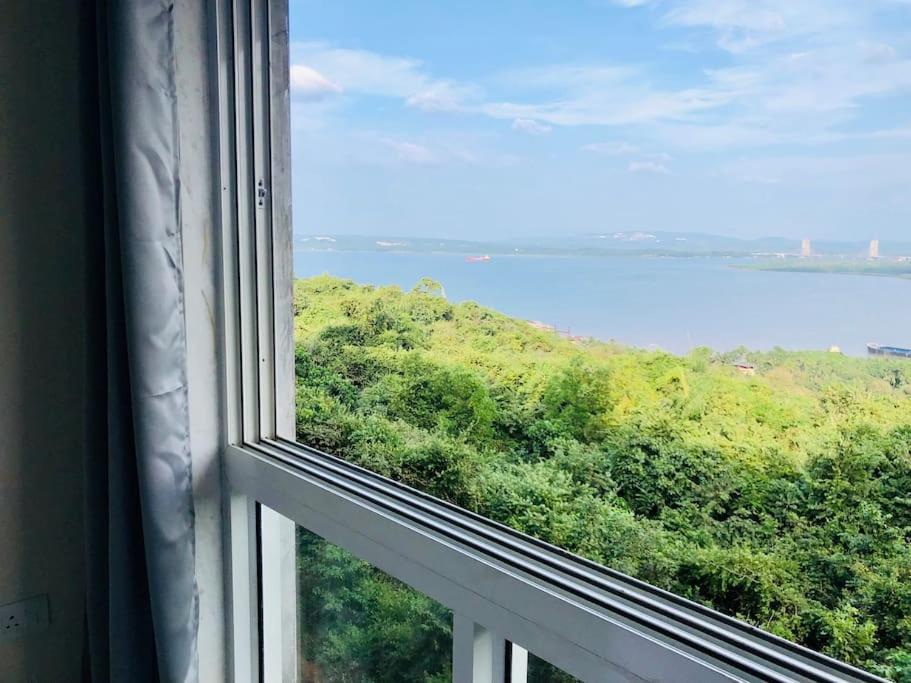 Lovely 2-Bedroom Sea View Serviced Apartment Dabolim Goa 외부 사진